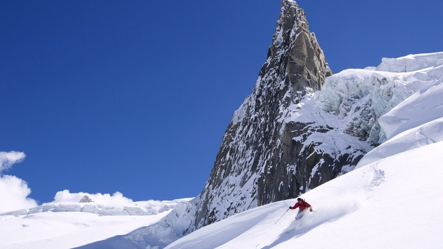 安博体育公司：室内健身器材全功能